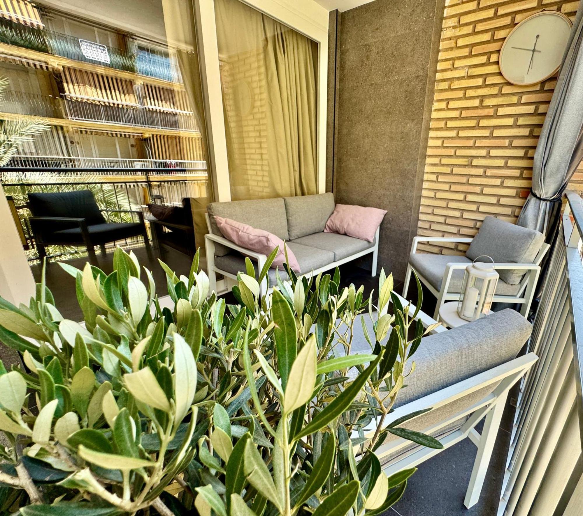 Luxury Apartment Y After Renovation In Cullera With Parking Exterior photo